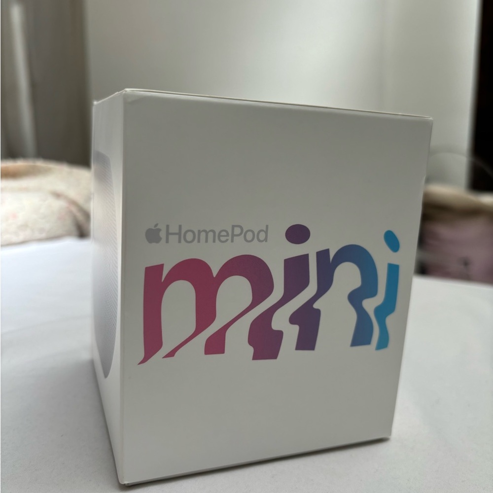 HomePod mini brand new unused white